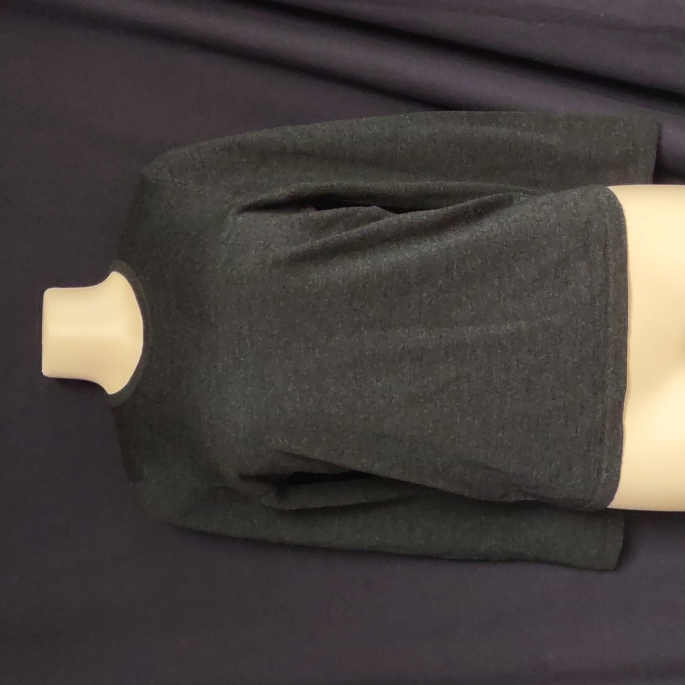 Straven Merino Wool Sweater Size Medium